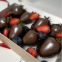 Клубника в шоколаде с ягодами Маленькая фото 4